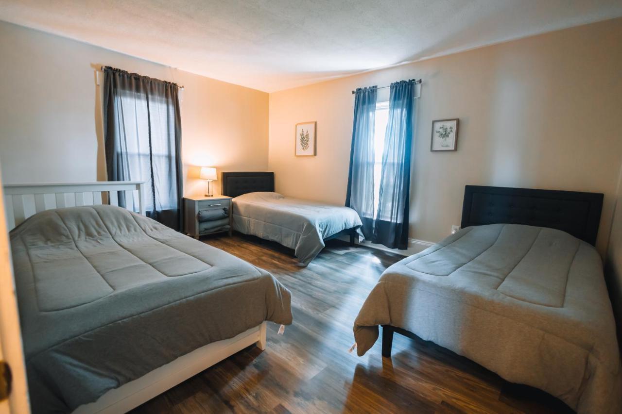 Downtown Escape Great For Large Families & Groups Villa Sugarcreek Eksteriør bilde