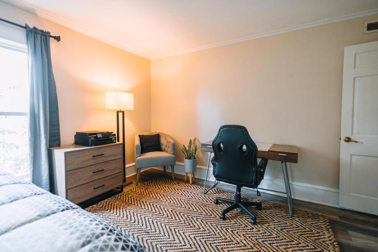 Downtown Escape Great For Large Families & Groups Villa Sugarcreek Eksteriør bilde